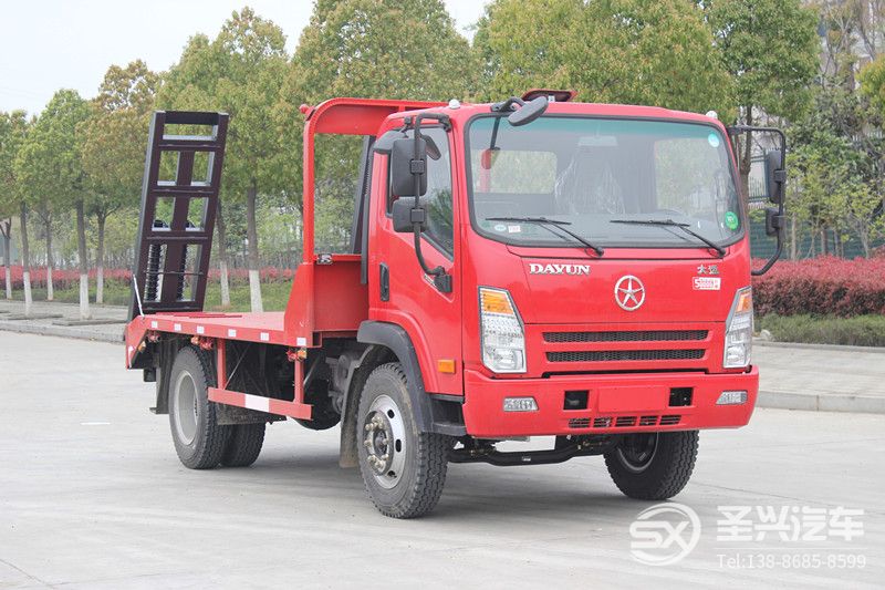 大運(yùn)底平板挖機(jī)運(yùn)輸車(chē)