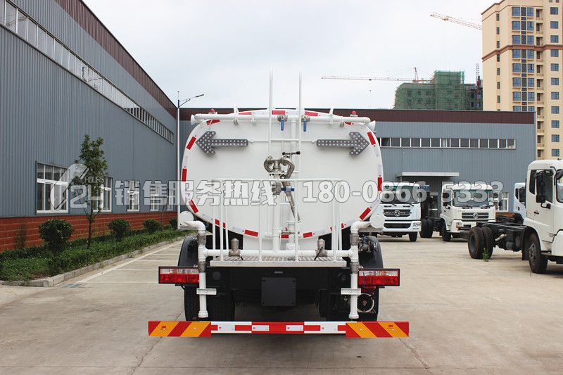 東風(fēng)多利卡D9灑水車12立方-帶前自動(dòng)水炮