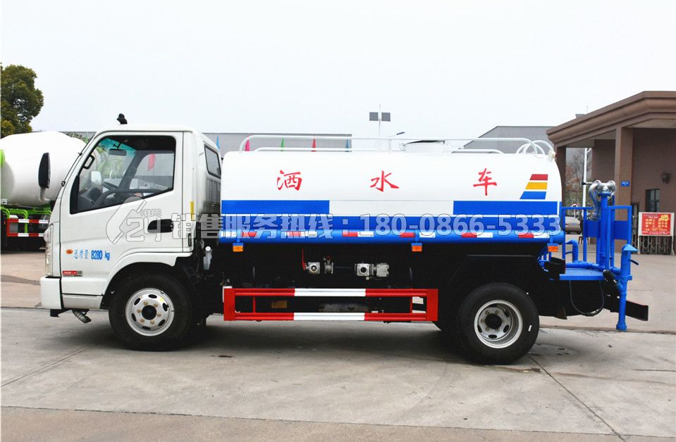 凱馬福運(yùn)來5方灑水車