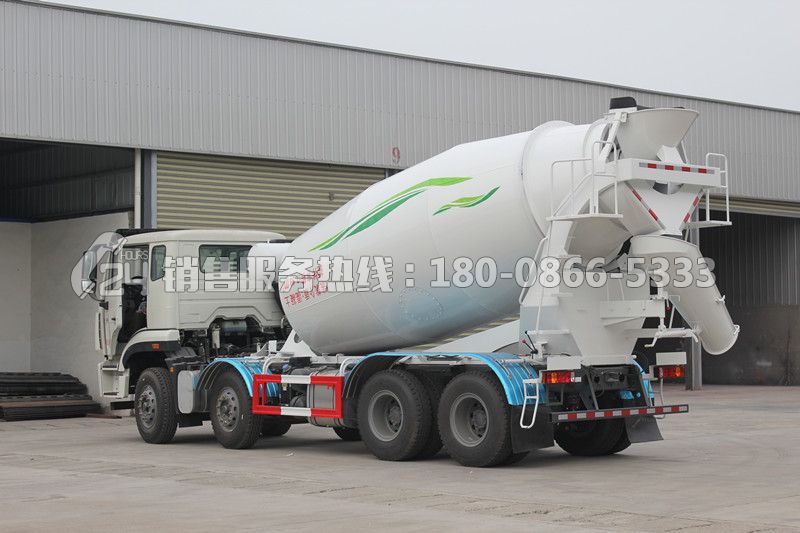 重汽豪翰8x4攪拌車(chē)14方