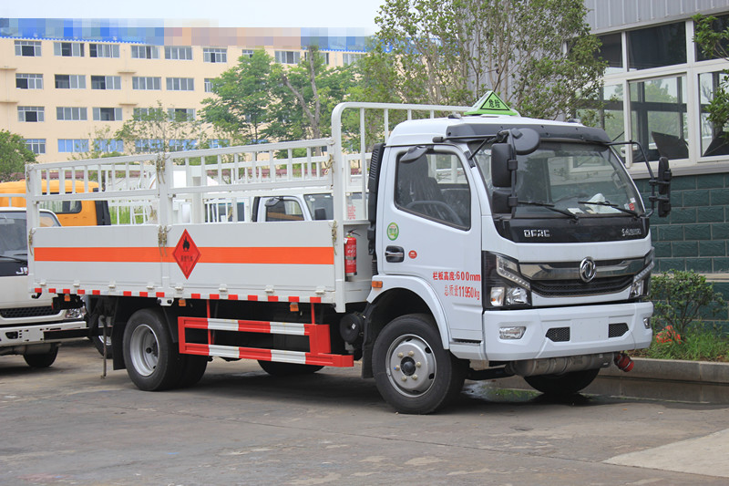 國六-東風(fēng)多利卡5米2氣瓶運輸車