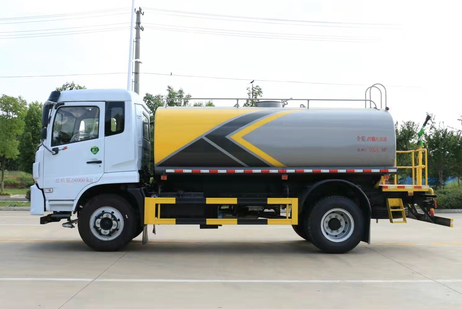 東風福瑞卡F9灑水車12立方