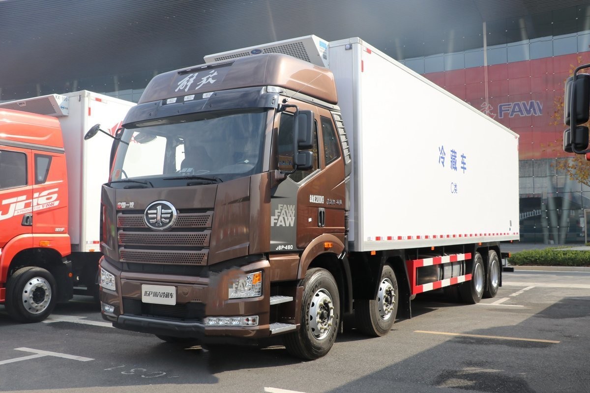 解放J6P國(guó)六 9米6冷藏車
