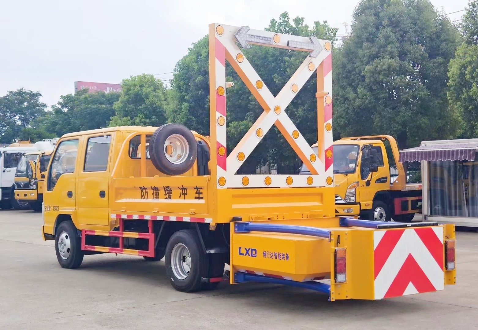 慶鈴五十鈴防撞緩沖車(chē)70K