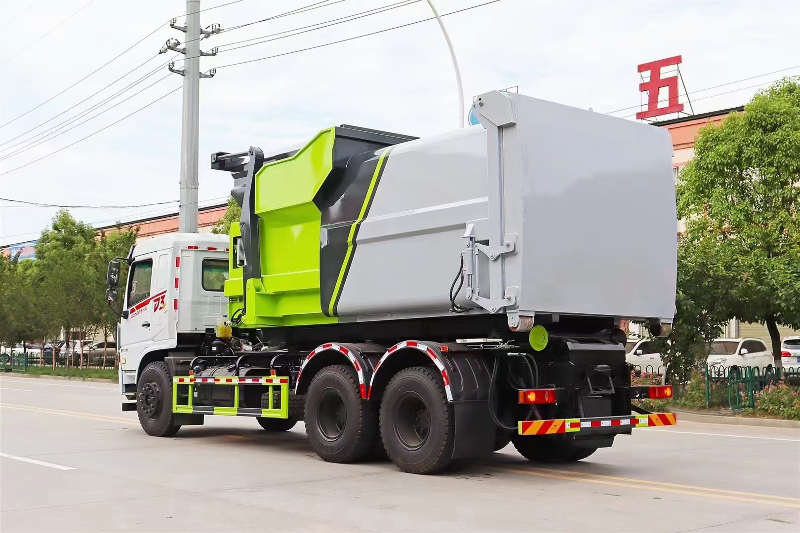 東風專用D3后雙橋勾臂垃圾車 18方